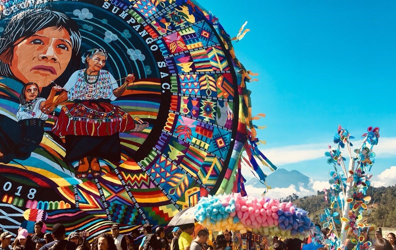 Festival de los Barriletes Gigantes in Santiago de Sacatepéquez and Sumpango
